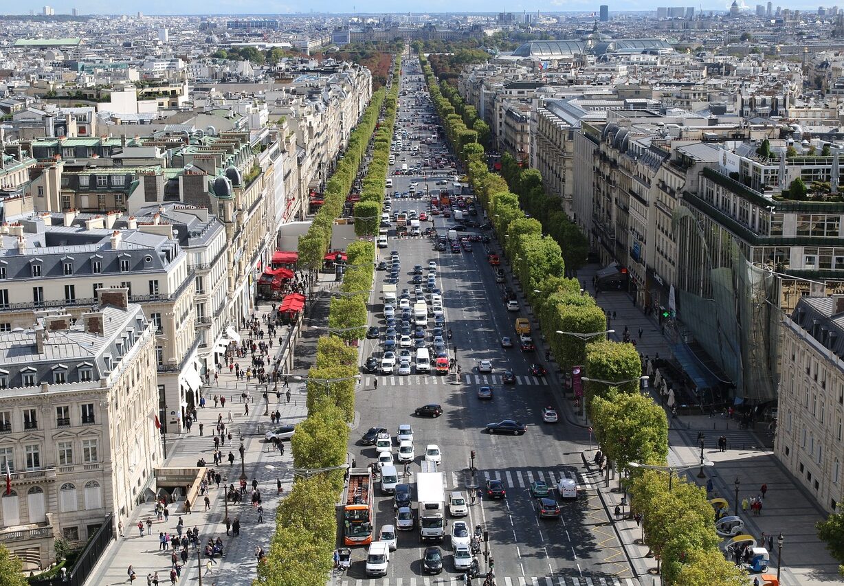 Avenue- des-champs-elysees